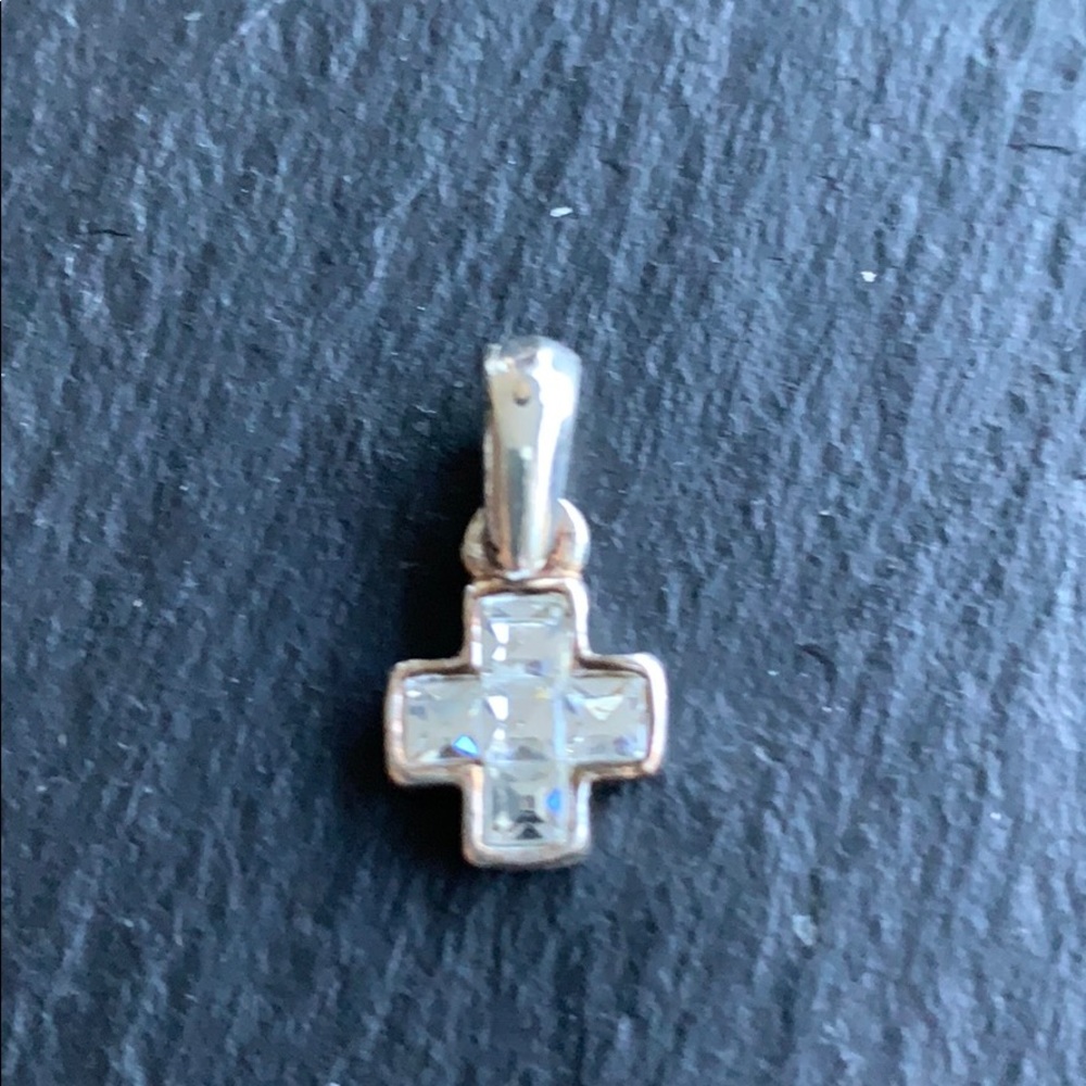 Silver cross pendant
